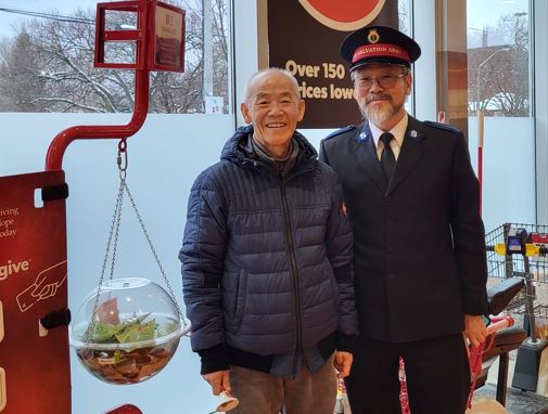 토론토 구세군 자선냄비 시종식, 갤러리아 욕밀점서 개최 - CKNNews 이미지
